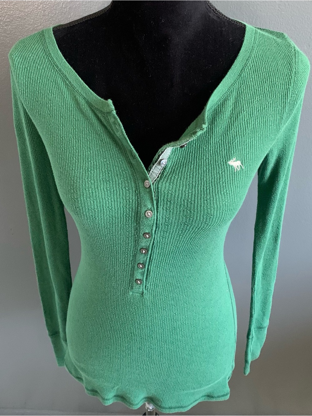 Abercrombie & Fitch Kelly Green Ribbed Henley